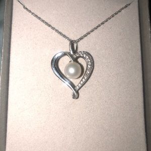 Pearl and sapphire heart necklace
